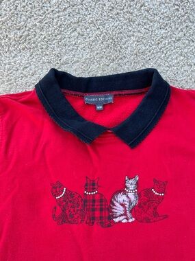 Vintage 90s Classic Editions Women's Medium Collared Crewneck Sweater Red Cats